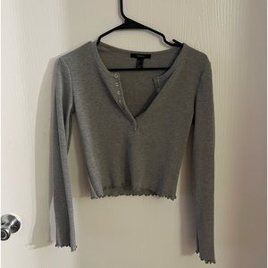 Forever 21. Cropped grey long sleeve
